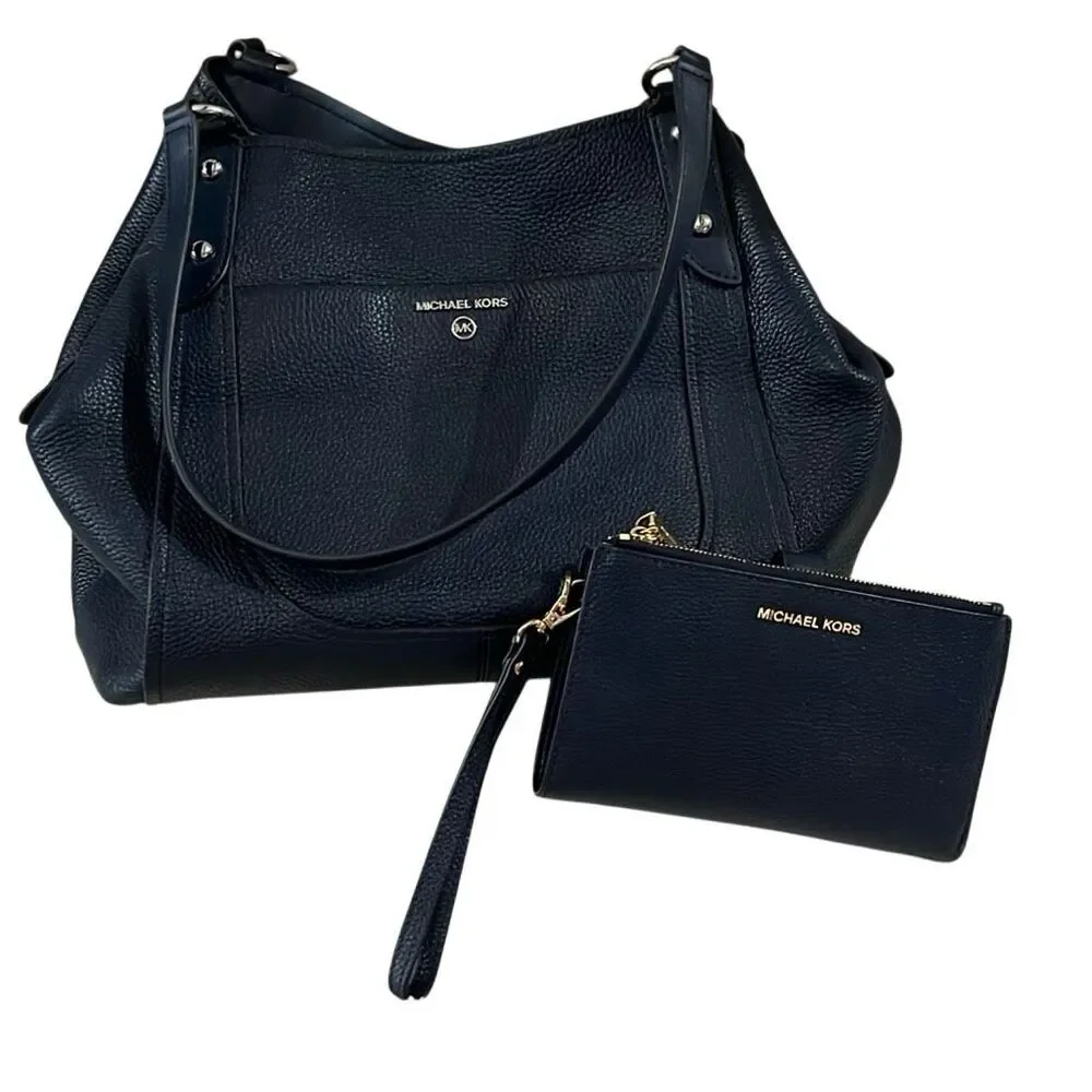 Michael Kors Molly w/ Wallet